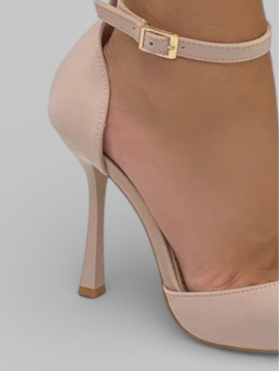 DÉCOLLETÉ LUMIÈRE