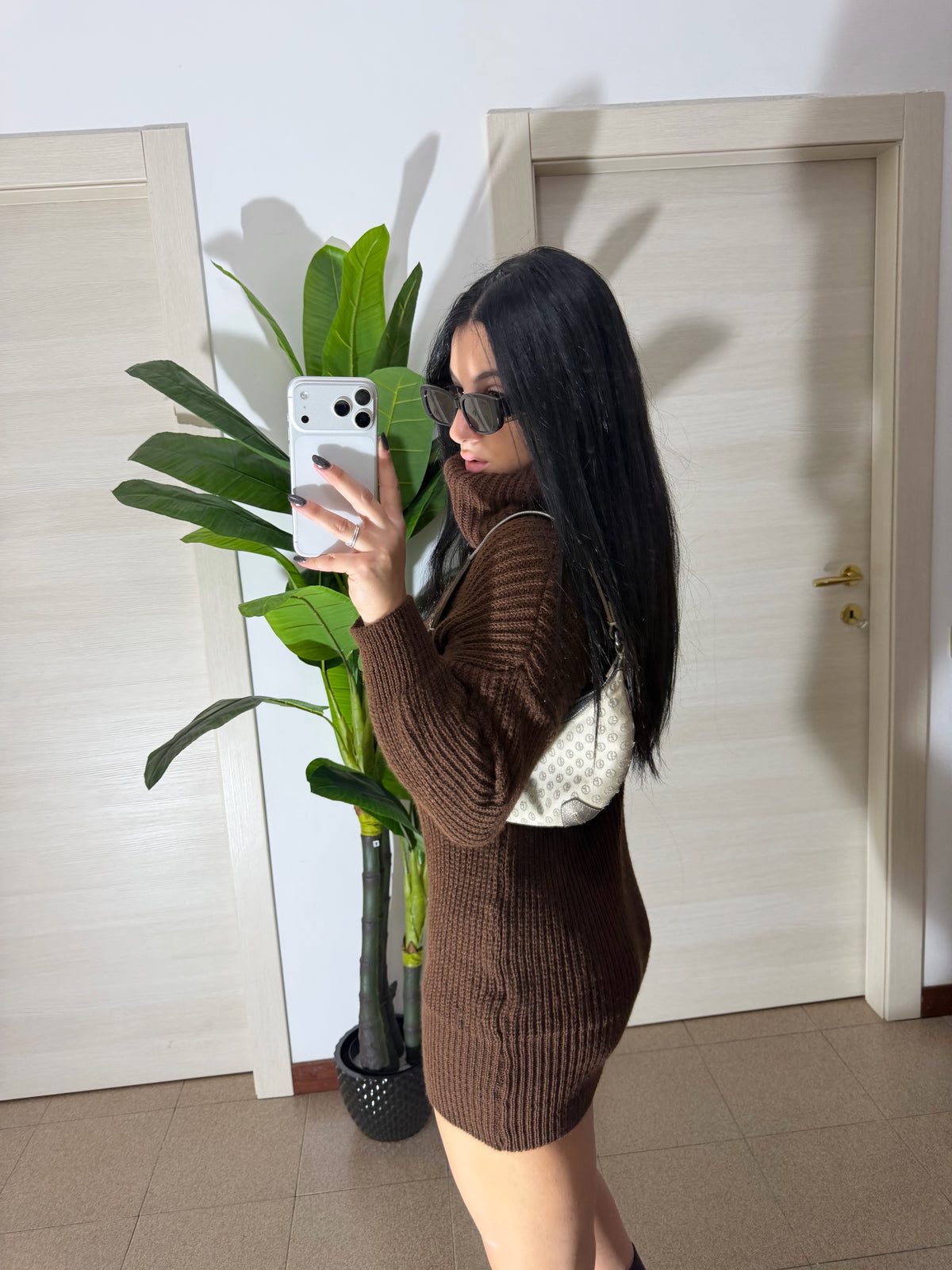 DRESS EASY