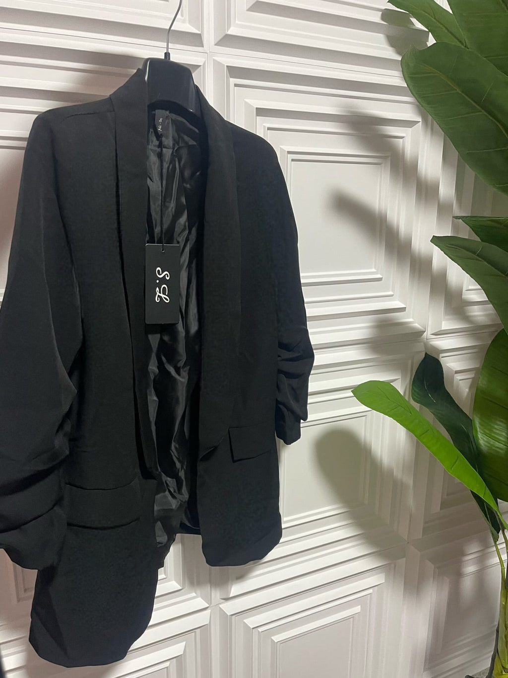 BLAZER CON MANICA ARRICCIATA